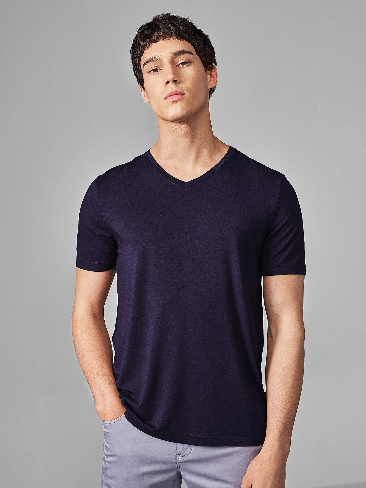 1575187389379798.jpg 2019男士夏季V领休闲家居短袖T恤衫(图12)