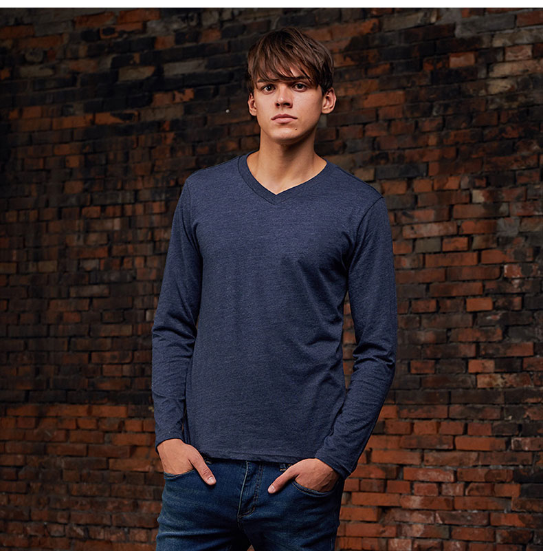 情侣款男士纯色倒三角LOGO长袖T恤(图2)